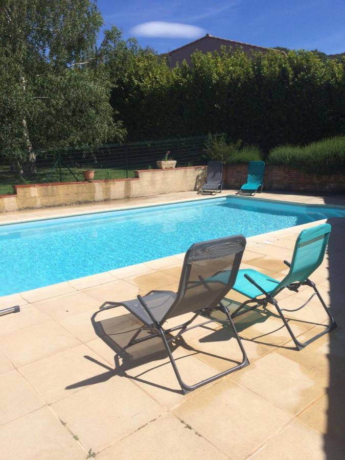 Gite Le Chalet Des Milles Et Un Chemins Castelnou Exterior foto